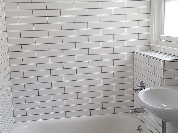 2nd image of 1025 Hyde St #5