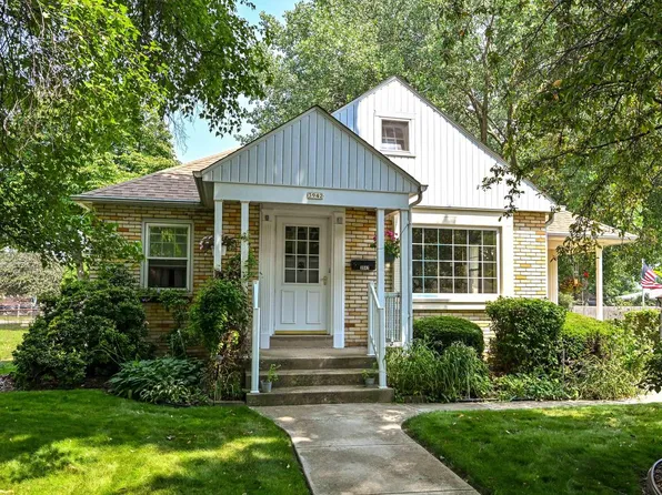 3942 South Hately AVENUE, Saint Francis, WI 53235