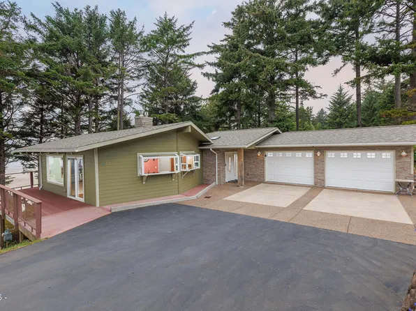 4711 NW Cherokee Ln, Newport, OR 97365