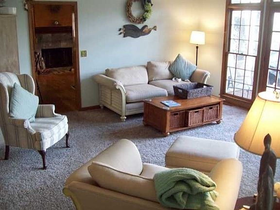 5th image of 127 Coopers Pond Dr