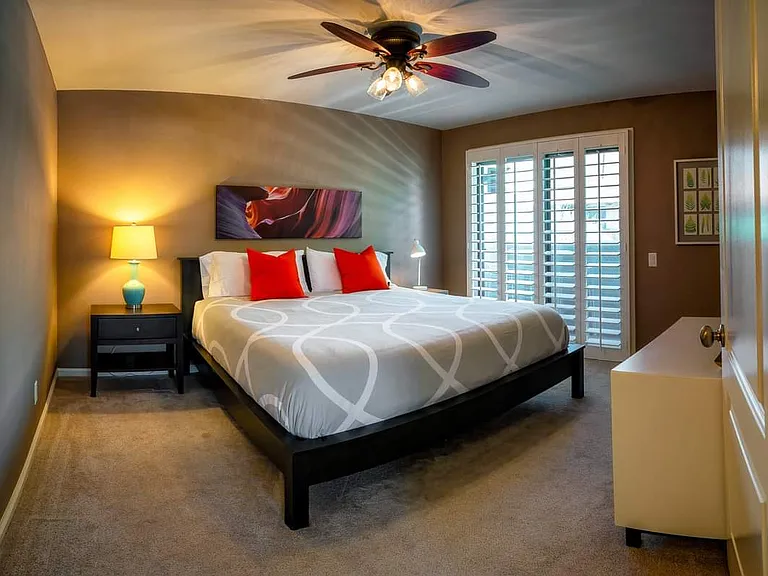 351 N Hermosa Dr #2A2 — Photo 8