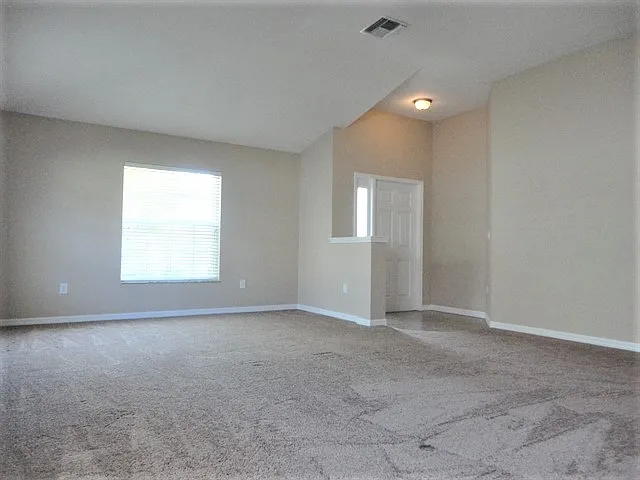 3213 Dunstable Dr — Photo 3