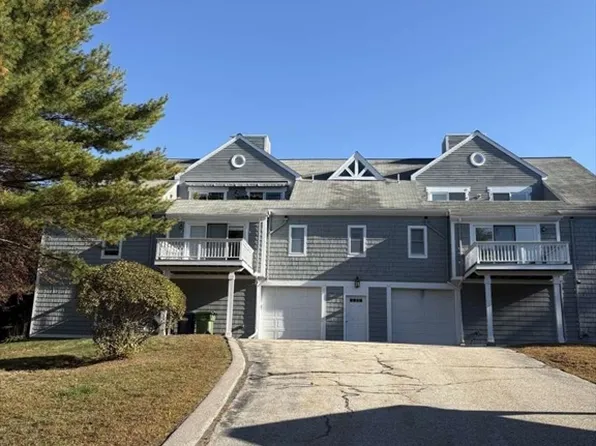 37 Fairway Ln Unit 37, Blackstone, MA 01504