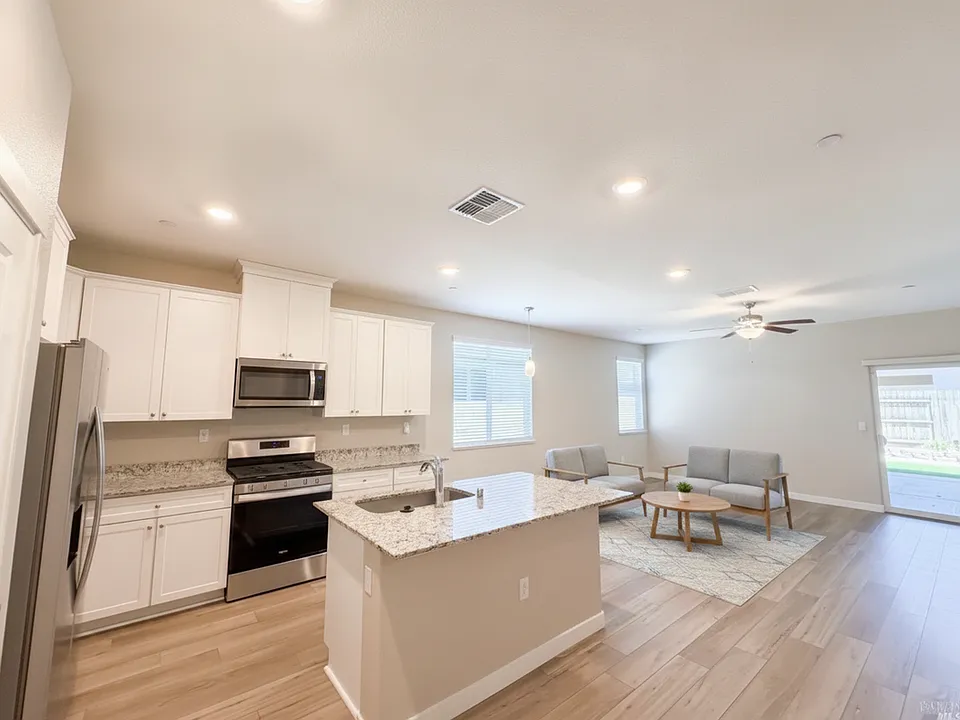 2064 Revival Ln