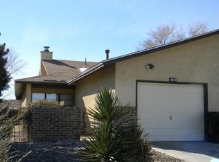 16 Bent Tree Rd APT D, Roswell, NM 88201