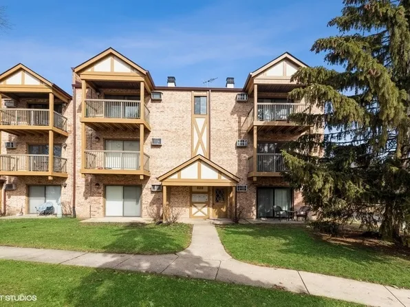 829 S Dwyer Ave, Arlington Heights, IL
