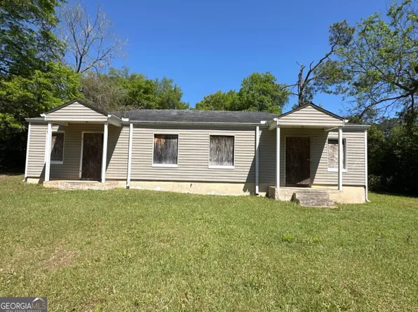 607 Holland Dr, Albany, GA 31705