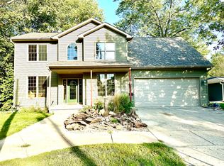 416 Chambers St, Ottawa, IL 61350