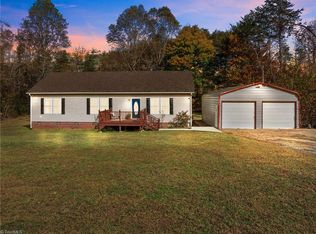 1234 Deer Trl, Reidsville, NC 27320
