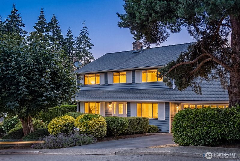 5th image of 10602 NE 60th Street