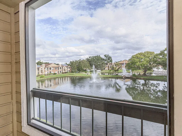 Regency Gardens Apartments — Photo 5