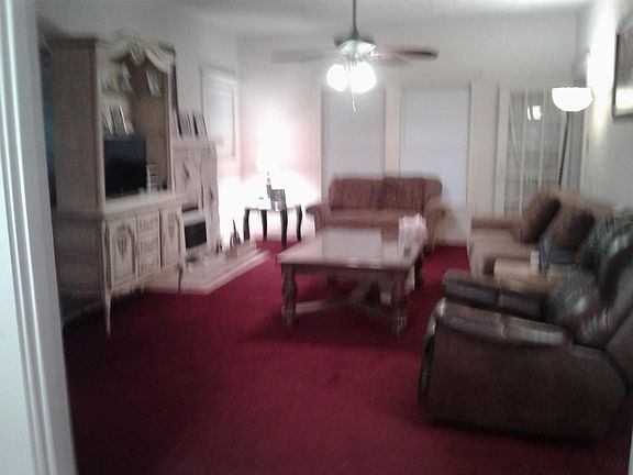 3rd image of 1542 N 4th St