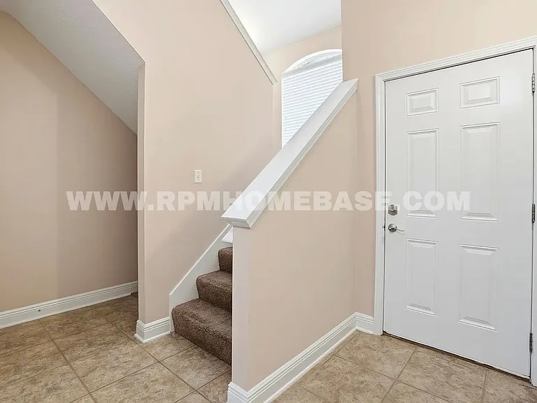 2176 Hadleigh Hills Ct — Photo 2