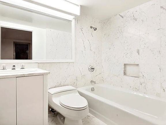 4th image of 106 Central Park S APT 5D
