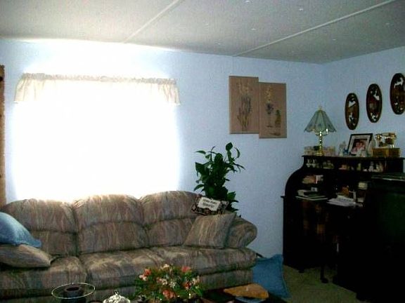 2nd image of 135 Bellwood Dr