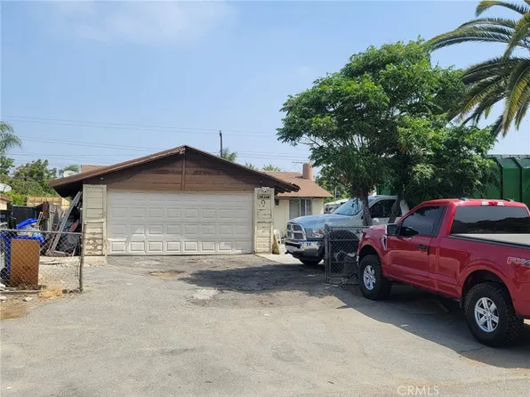 18324 10th St, Bloomington, CA 92316