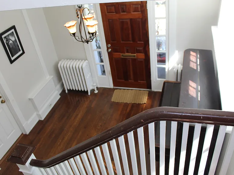 537 Washington Park — Photo 7