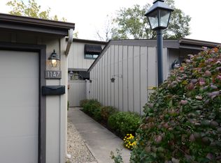 1147 Florimond Dr #1147, Elgin, IL 60123