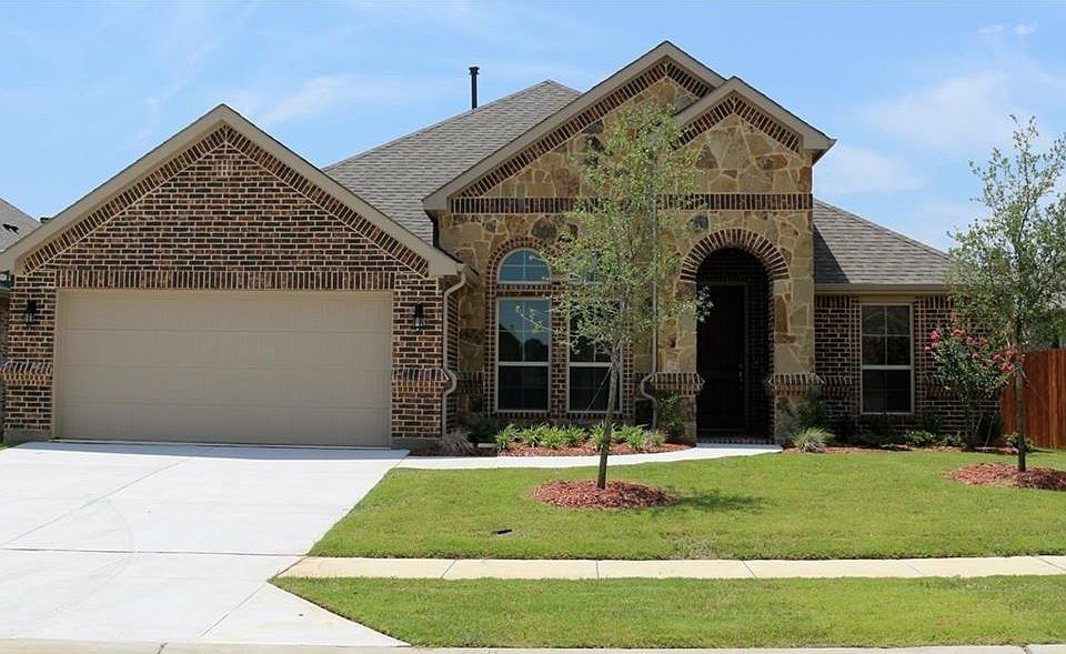 1st image of 205 Palomino Dr