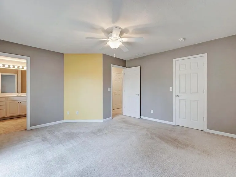 3821 S Cramer Cir — Photo 22