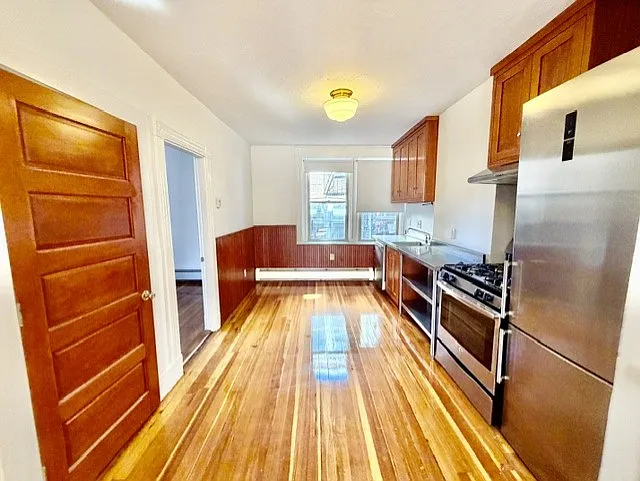 1 bed, 9999 sqft, $2,950 — Photo 3