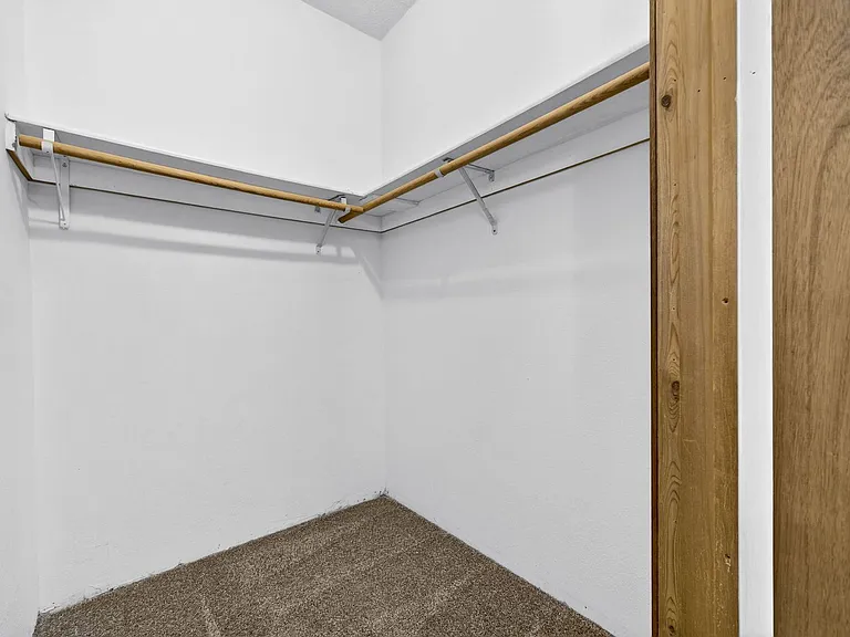 5114 N Williams Ave — Photo 11