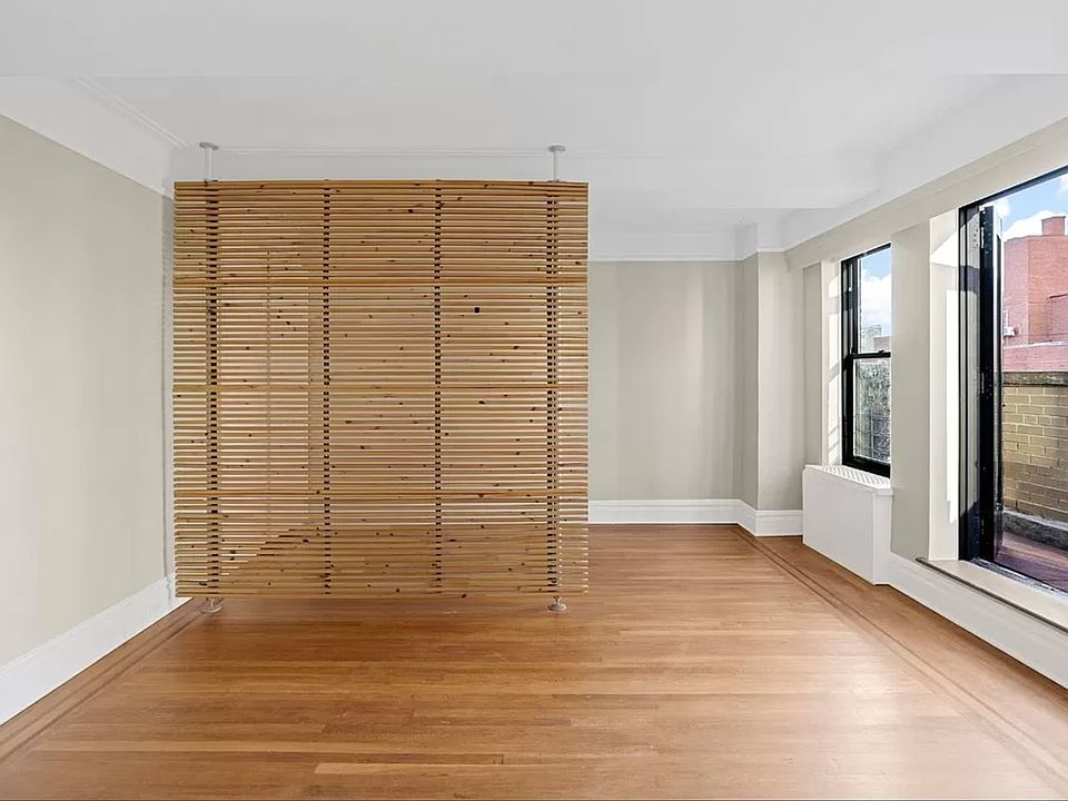 1st image of 7 Park Ave APT 20