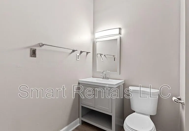 1709 S 8th St #B — Photo 10