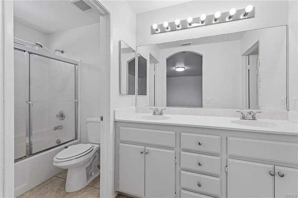 4 bed, 1586 sqft, $2,595 — Photo 4
