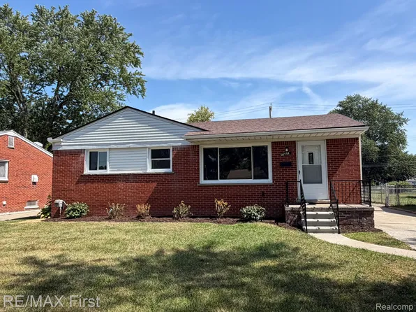 21754 Hill St, Warren, MI 48091