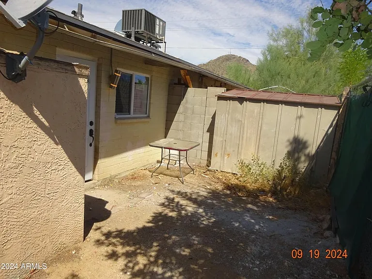 341 E Vogel Ave #2 — Photo 20