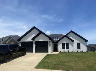 6091 Meridian Dr, Alexander, AR 72002