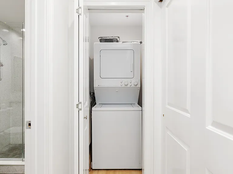 260 Dune Rd — Photo 14