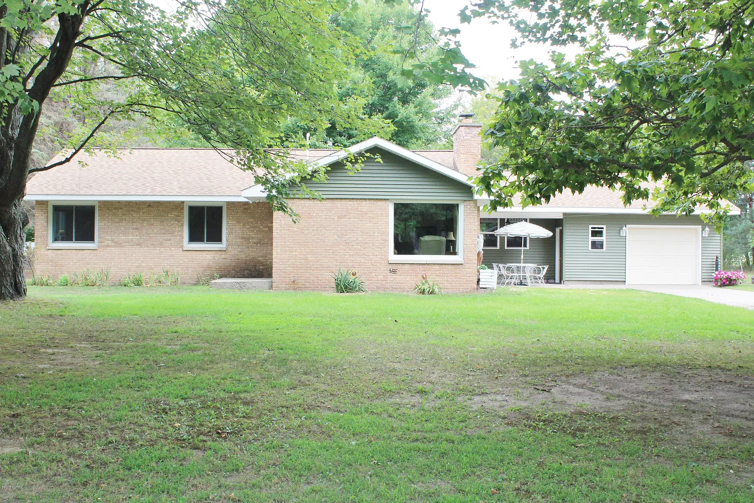 370 E Pontaluna Rd photo 1