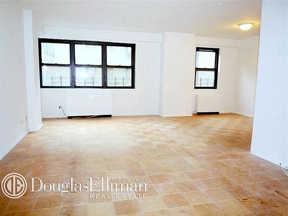 2nd image of 400 E 89th St APT 8L