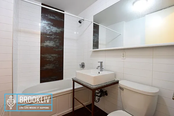 Rented by null | media 27