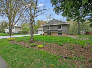 210 Maryknoll Dr, Stillwater, MN 55082
