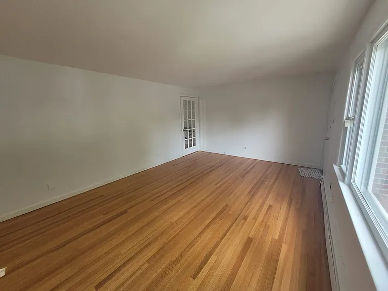 360 New York Ave #1 — Photo 12