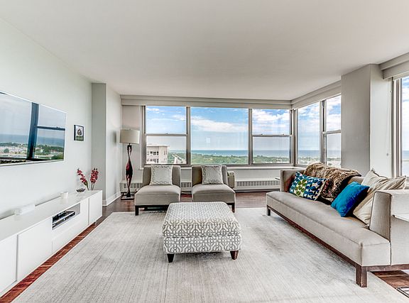 4th image of 3900 N Lake Shore Dr APT 24K
