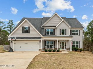 534 Sea Mist Dr, Sanford, NC 27332