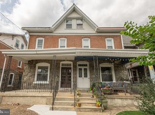 121 Rochelle Ave, Philadelphia, PA 19128