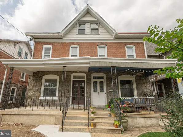 121 Rochelle Ave, Philadelphia, PA 19128