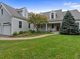 16 Davis Brook Dr #16, Natick, MA 01760