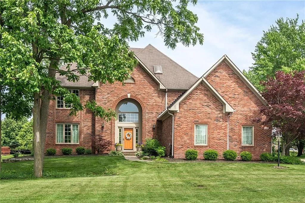 8731 Creekwood Ln photo 1