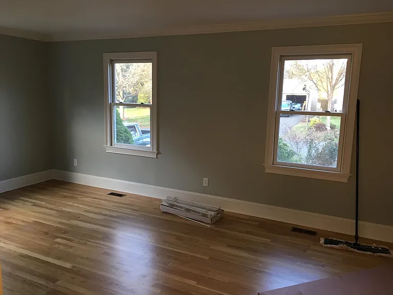 211 Hunyadi Ave — Photo 13
