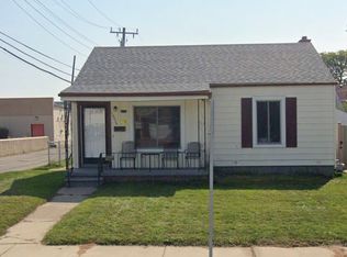 18526 Wood St, Melvindale, MI 48122