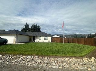 520 Fir St, Lyons, OR 97358