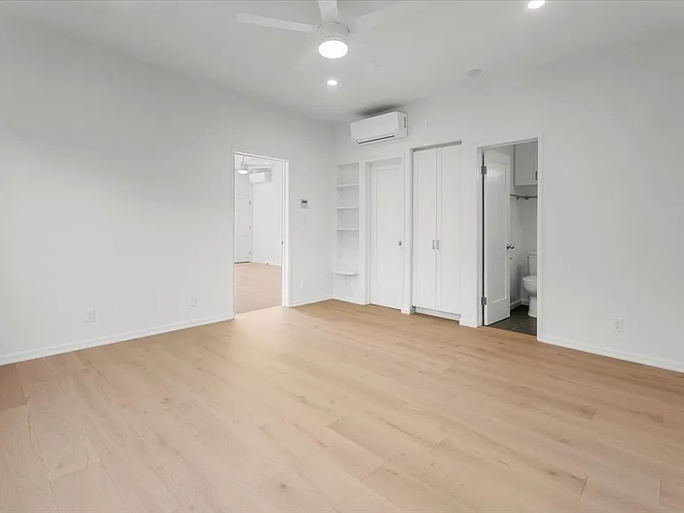 1403 Brockton Ave #1403 — Photo 21