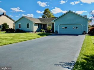 12 Putter Ln, Georgetown, DE 19947