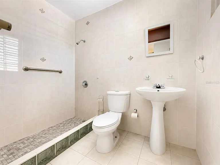 1 Saint Urb Villa Arrieta #C-51-1ST — Photo 7